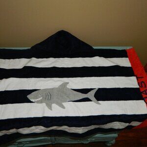 Pottery Barn Kids Shark Stripe Beach Hood Towel "Coast" (RR-38)